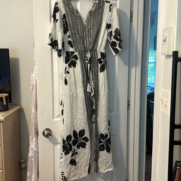 Hawaiian maxi dress / romper - Picture 1 of 4